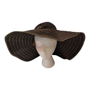 Vintage Scala floppy hat with 2 flowers Hollywood glam